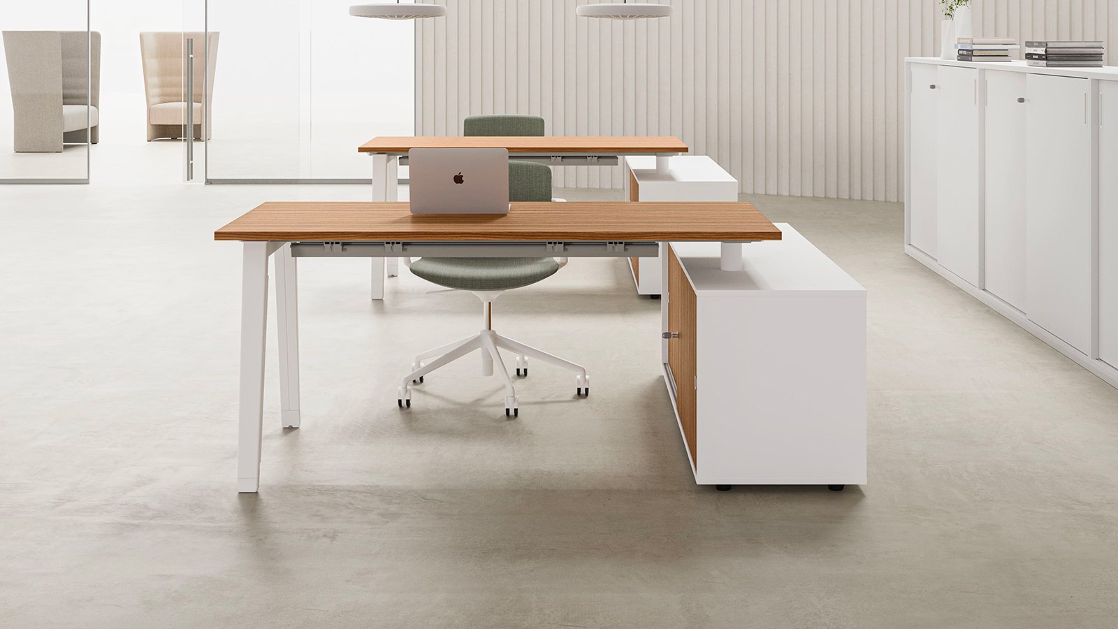 Birou operativ E-Place de la DVO Office pe structură tip capră albă