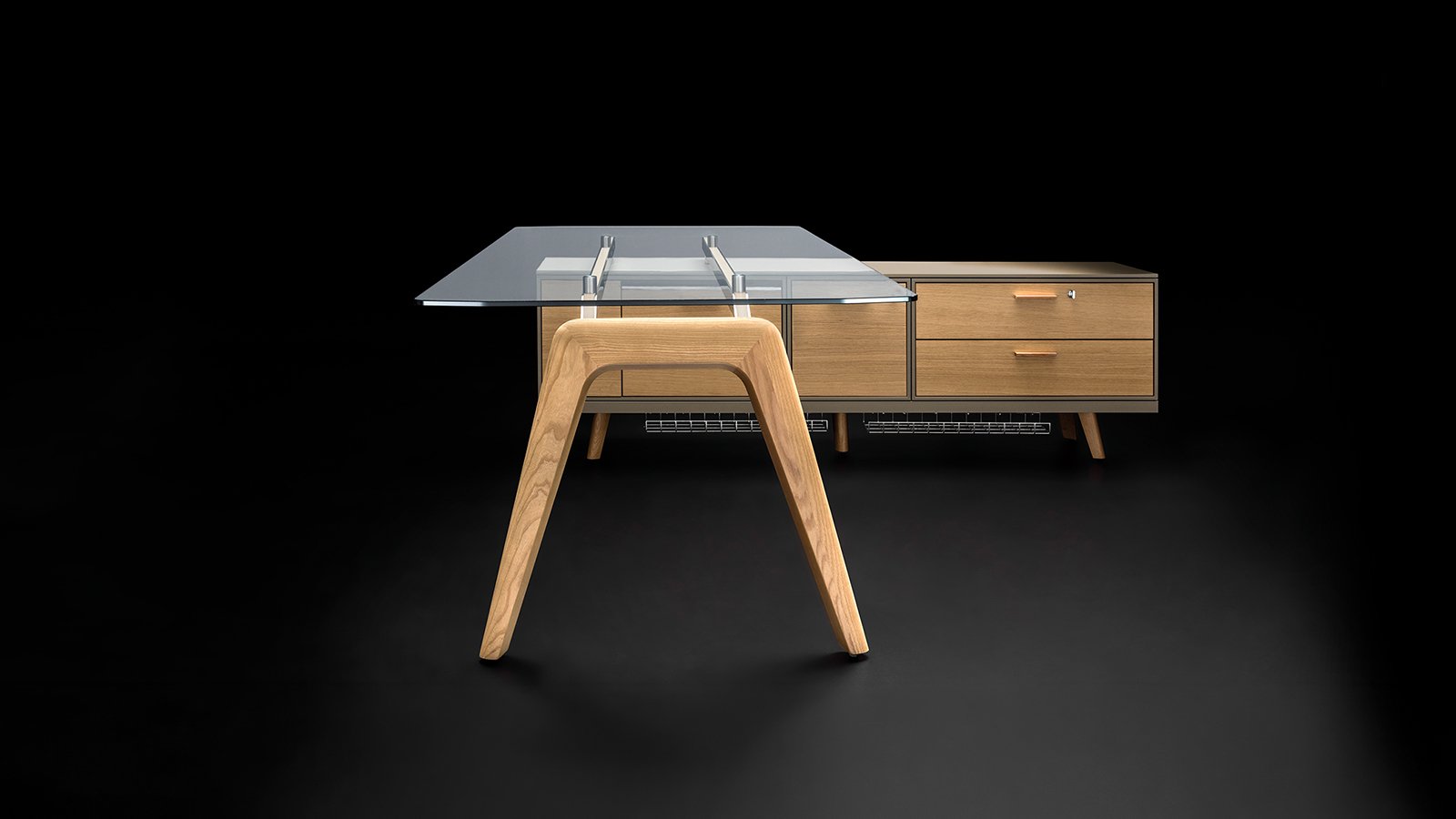 Birou design Rail de la Bralco in stejar cu blat taiat in diamant
