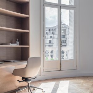 Scaune Aston într-o zonă de recepție