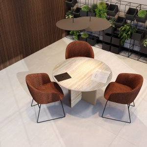 De sus: masa Ginza din travertin pregătită pentru o ședință de șase persoane