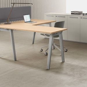 Masă de ședință E-Place 300 x 120 pe două coloane cu bază pătrată