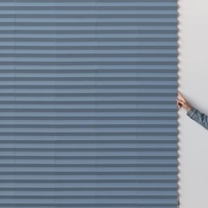 Textura craquelé a smalțului Brun pe ceramica Rombini