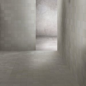 Placi Mews rezistente la inghet culoarea Soot pe o terasa
