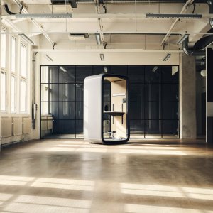 Framery One ca birou silențios în open space