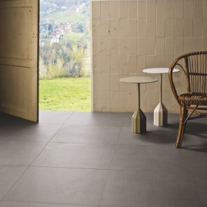Formatul Déchirer 60x60 montat