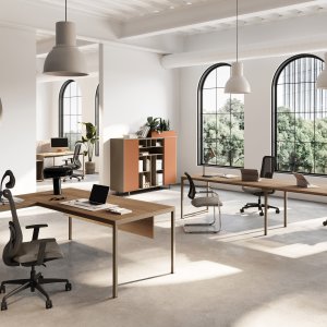 Picior central de bench Sigma cu panouri WIRE MANAGER inspectabile