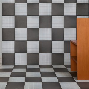 Aurore Light Grey Grid S si Grid L in baia directiunii