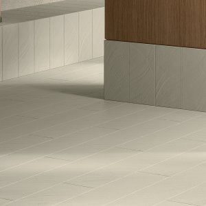 Otto Mutina Terra T1 într-o sală de așteptare