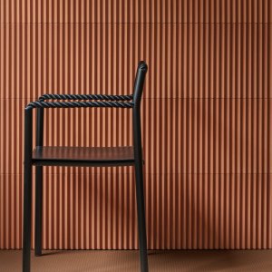 Detaliu al baghetelor Rombini Triangle Extra Small în Matt Red