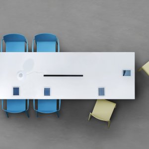 Masă de ședință Arki-Table de la Pedrali pe capre din oțel cu blat din laminat compact