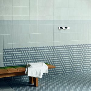 Model Zigzag Brown din colectia Tape in gresie smaltuita