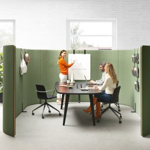 Ecran textil Nucleo pe un bench Pigreco