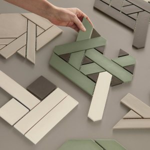 Perete de receptie placat cu Weaving de la Mutina