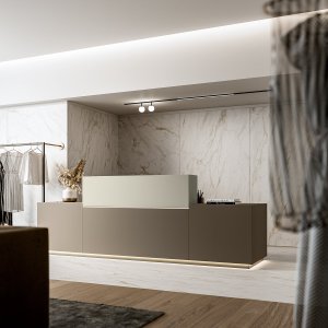 Recepția Z1 în holul unui hotel