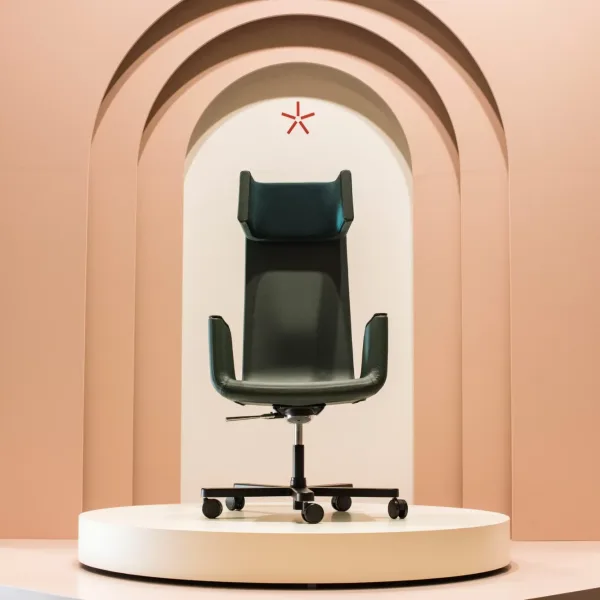 Scaun de design Luxy într-un mediu de lucru